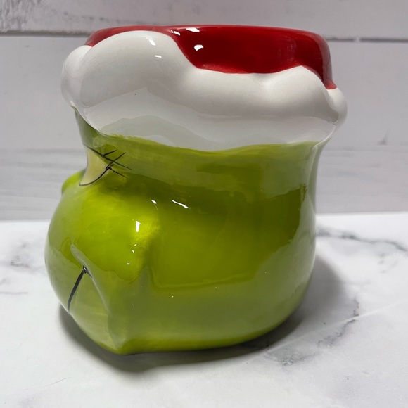 Grinch Santa Mug - Picture 3 of 6